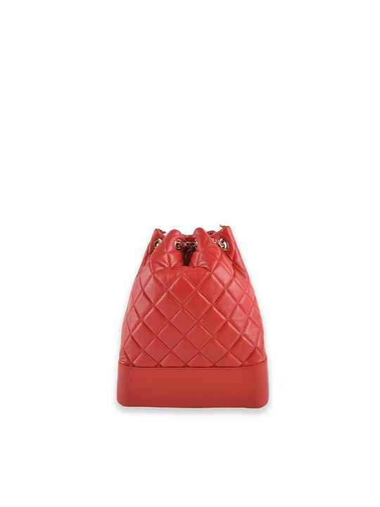QUILTED CHAIN BUCKET BAG